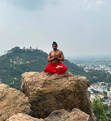 Luis Palomeras, teacher at Skanda Yoga Studio